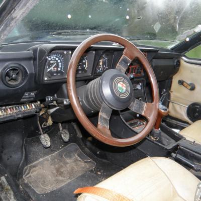 J1 intérieur